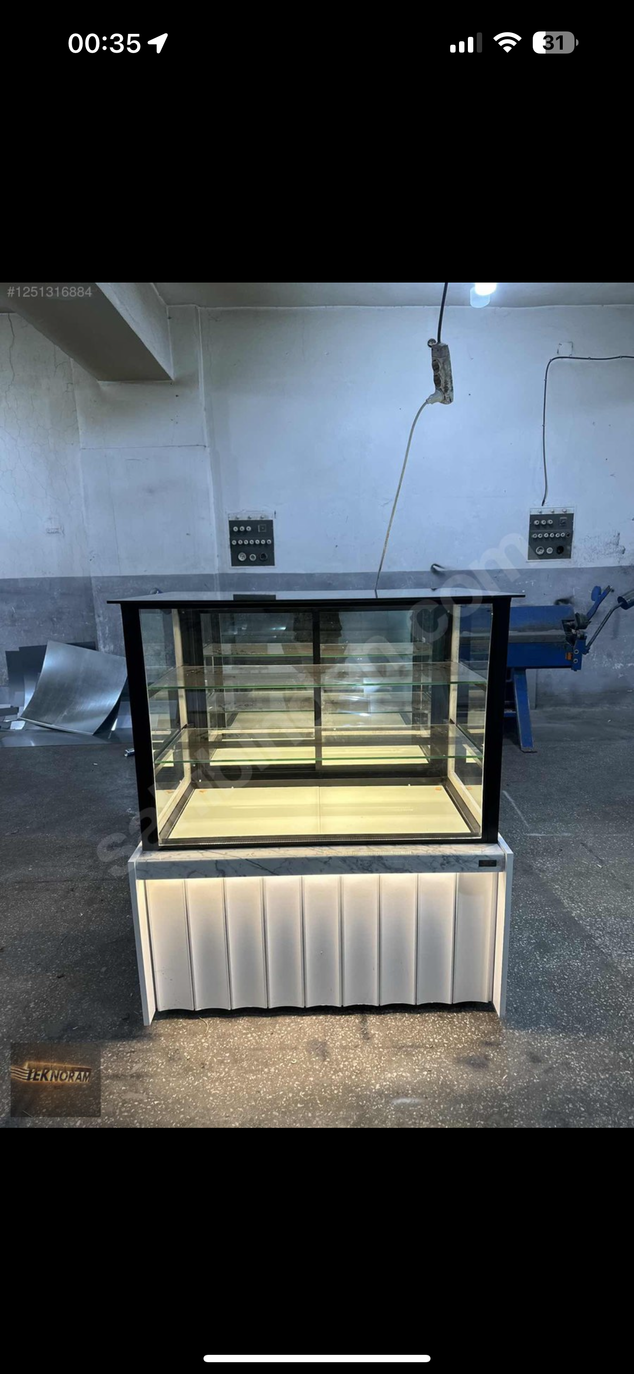 Pasta teşhir dolabı 