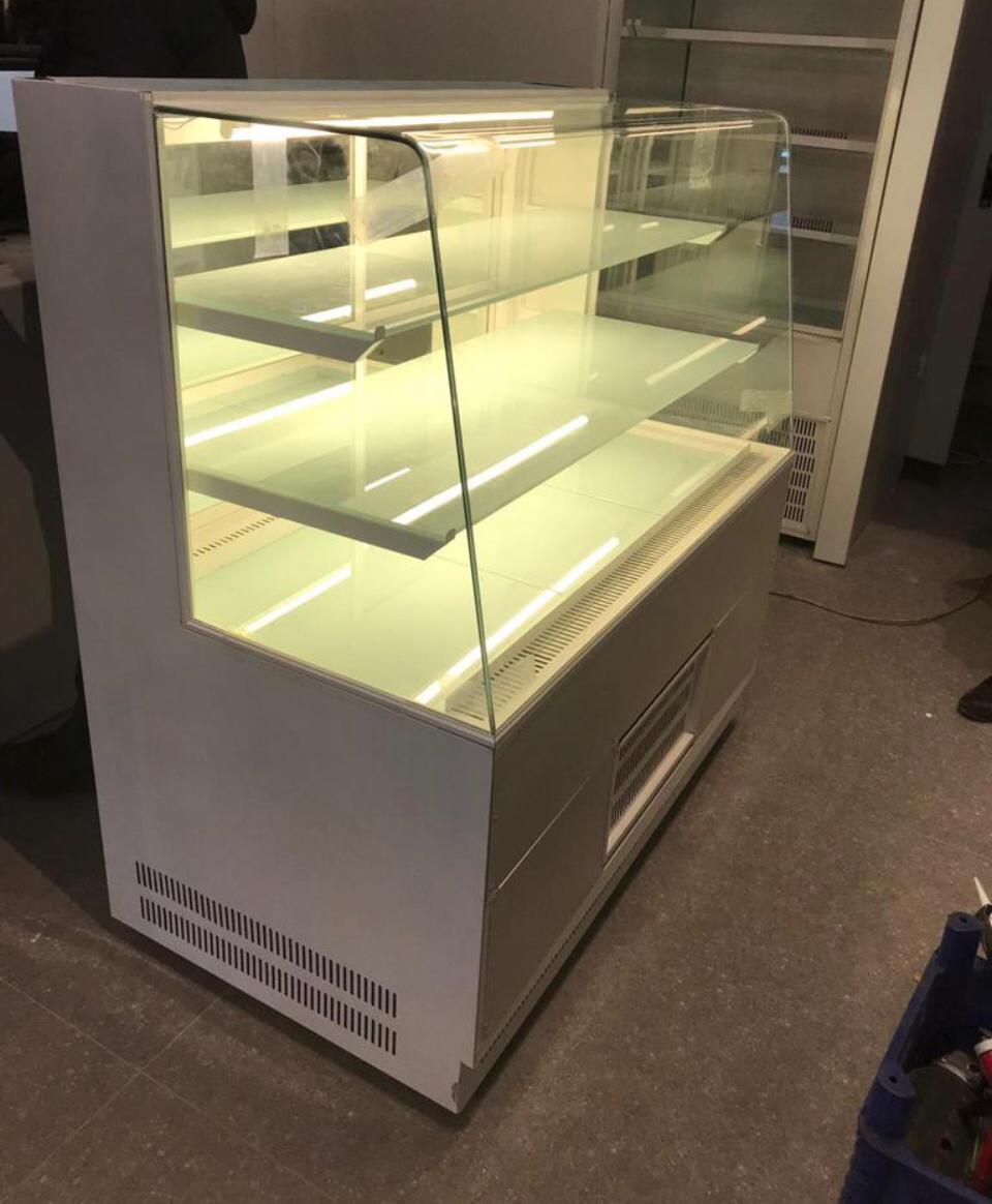 150 cm tatlı meze teşhiri soğutmalı Bombe camlı 